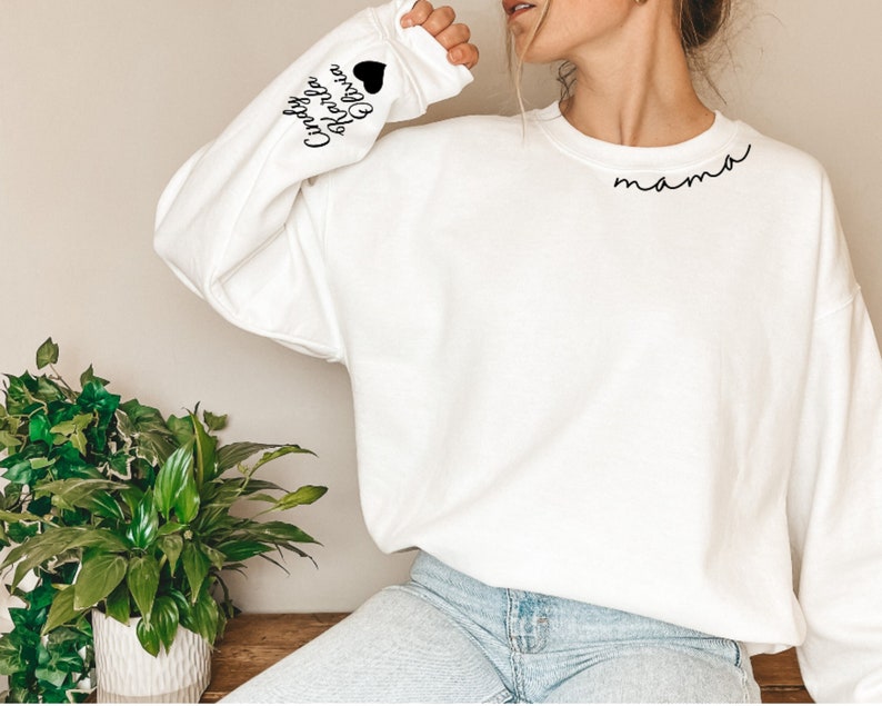 Custom Mama Heat Transfer Print Sweatshirt with Kid Name on Sleeve | Mother&