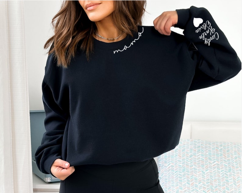 Custom Mama Heat Transfer Print Sweatshirt with Kid Name on Sleeve | Mother&