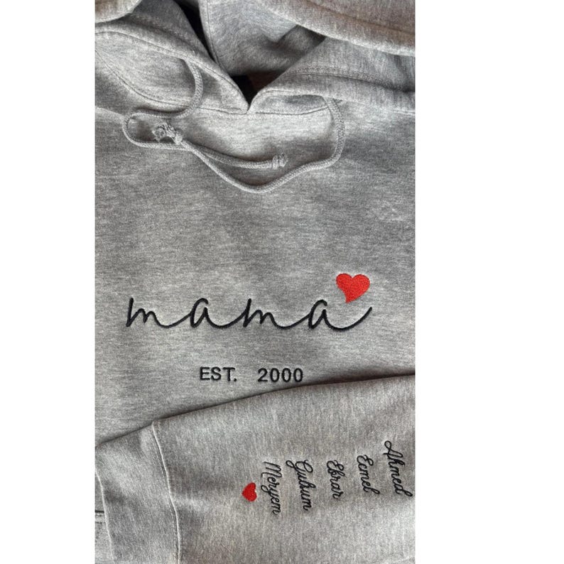 Custom Mama Hoodie with Heart – Personalized Kids Names Sleeve &amp; Est. Year Embroidered Sweatshirt