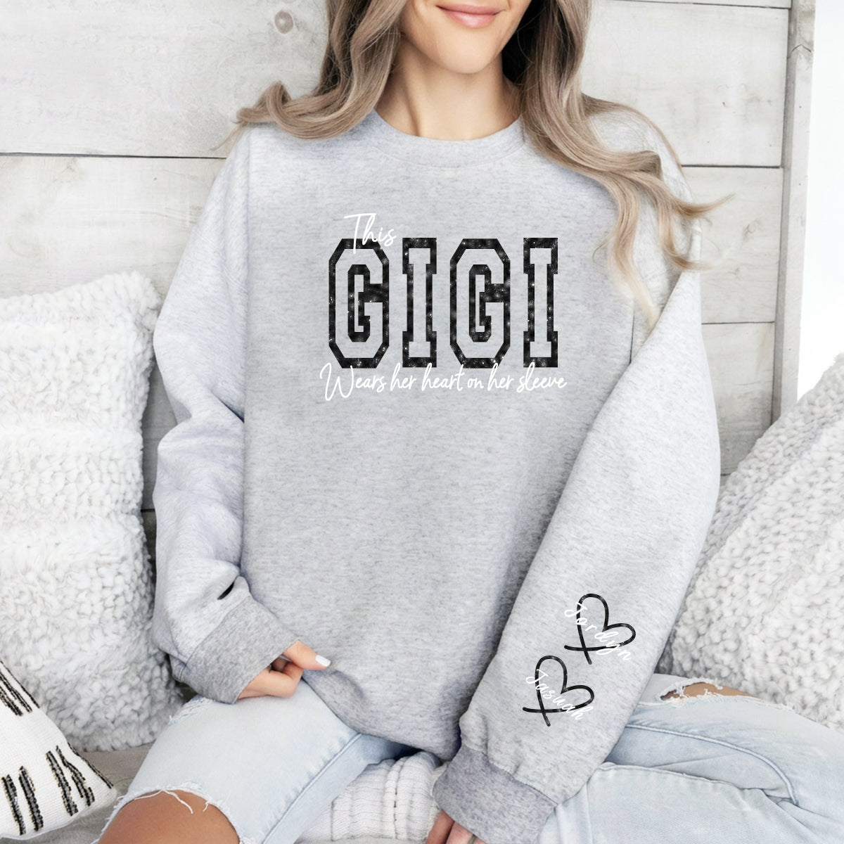 Wear Your Heart on Your Sleeve – Personalized Glitter Mama Sweatshirt with Kids’ Names | for Mom Mother&