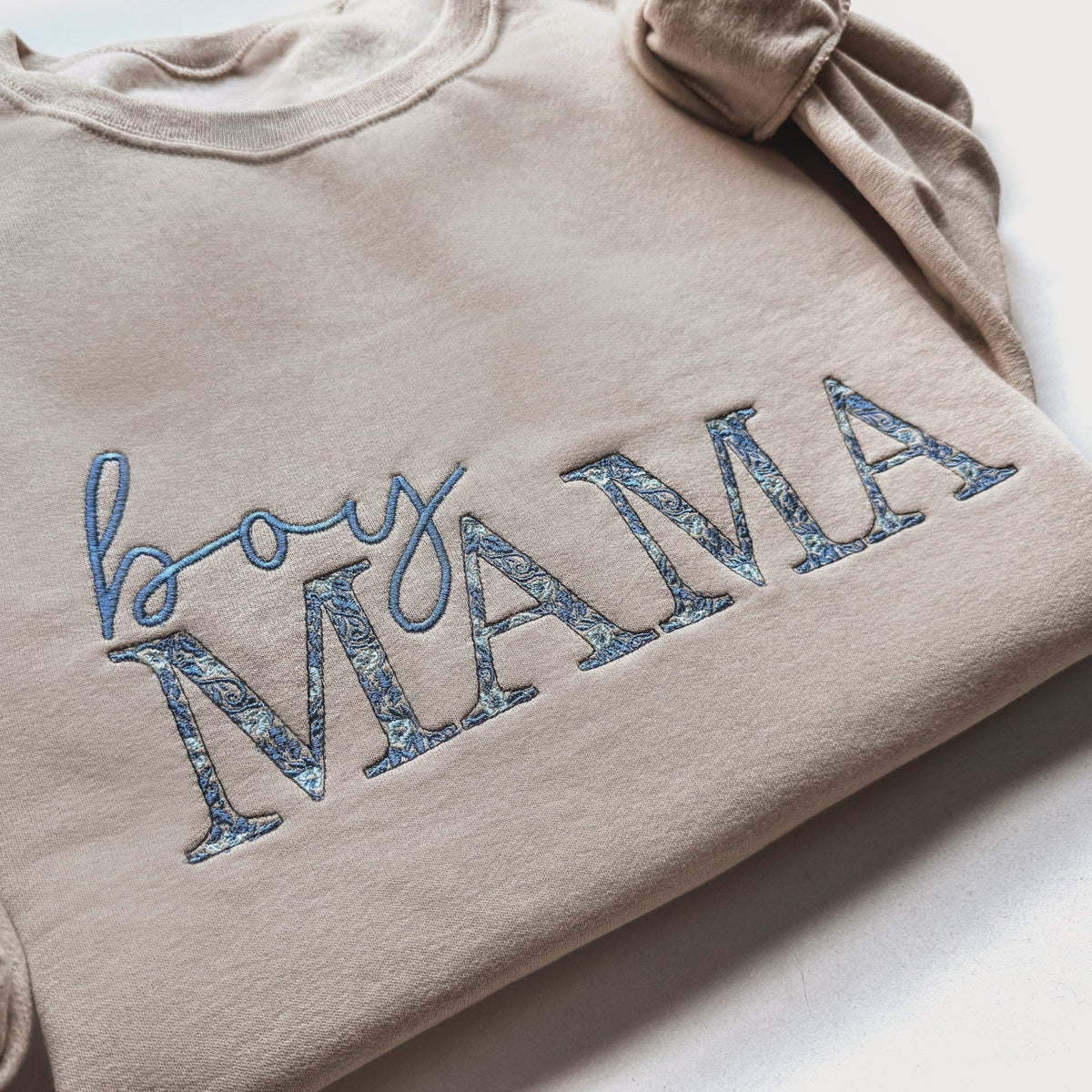 Mama Embroidered Sweatshirt with Floral Chinoiserie Pattern