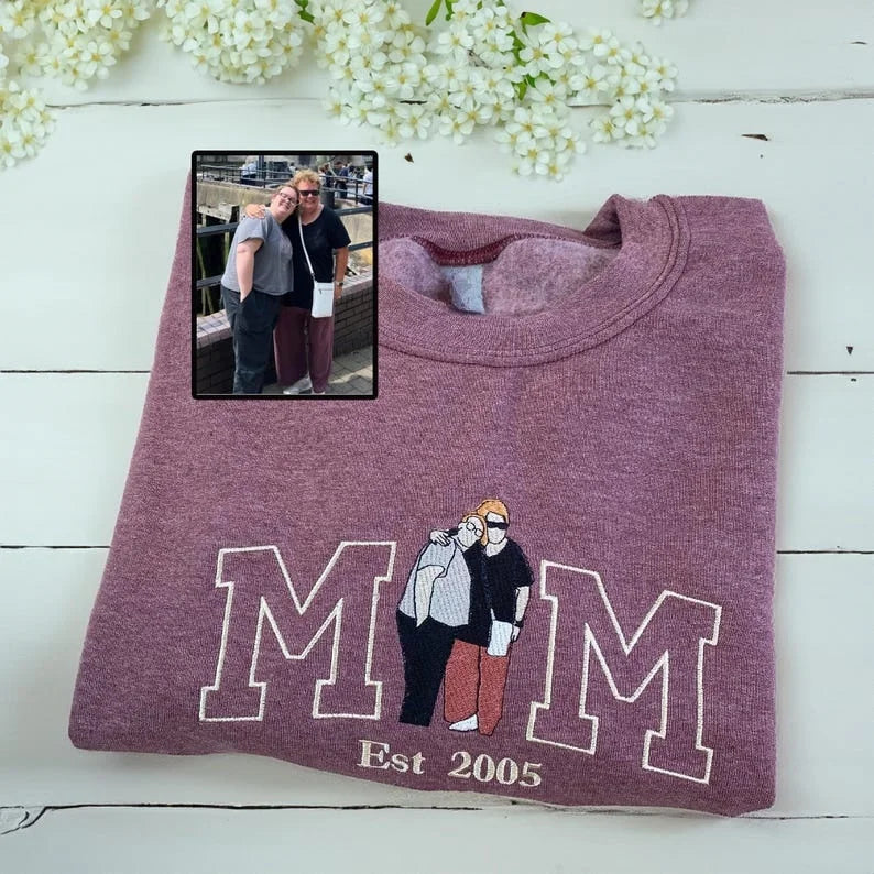 Custom Embroidered Photo Mom and Kids Family Portrait Sweatshirt |  Mother&
