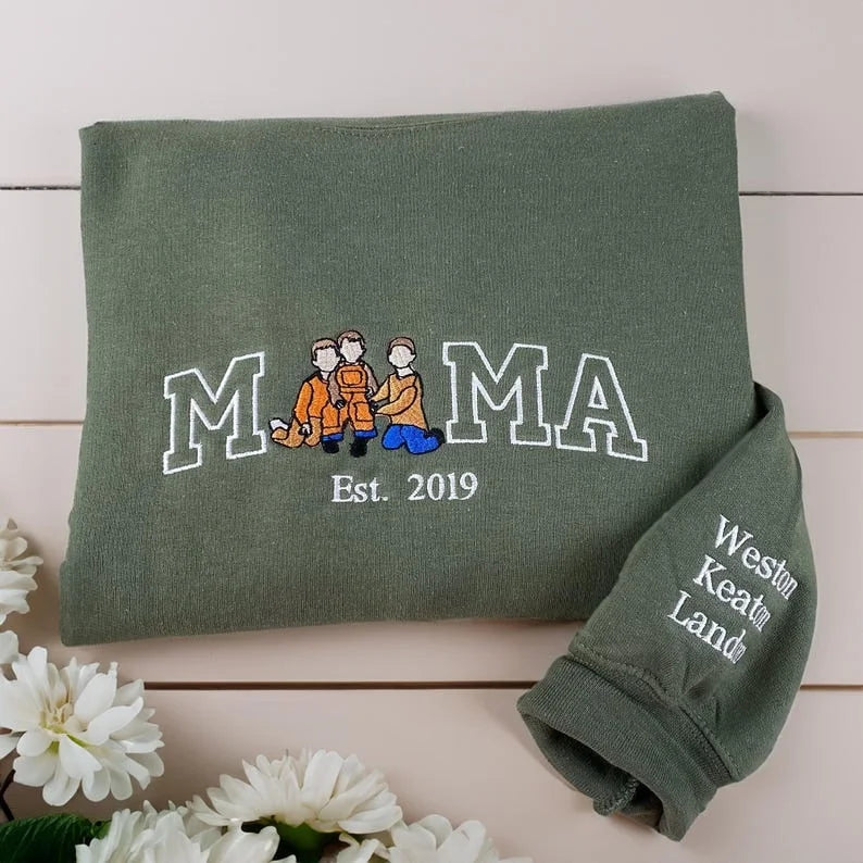Custom Embroidered Photo Mom and Kids Family Portrait Sweatshirt |  Mother&