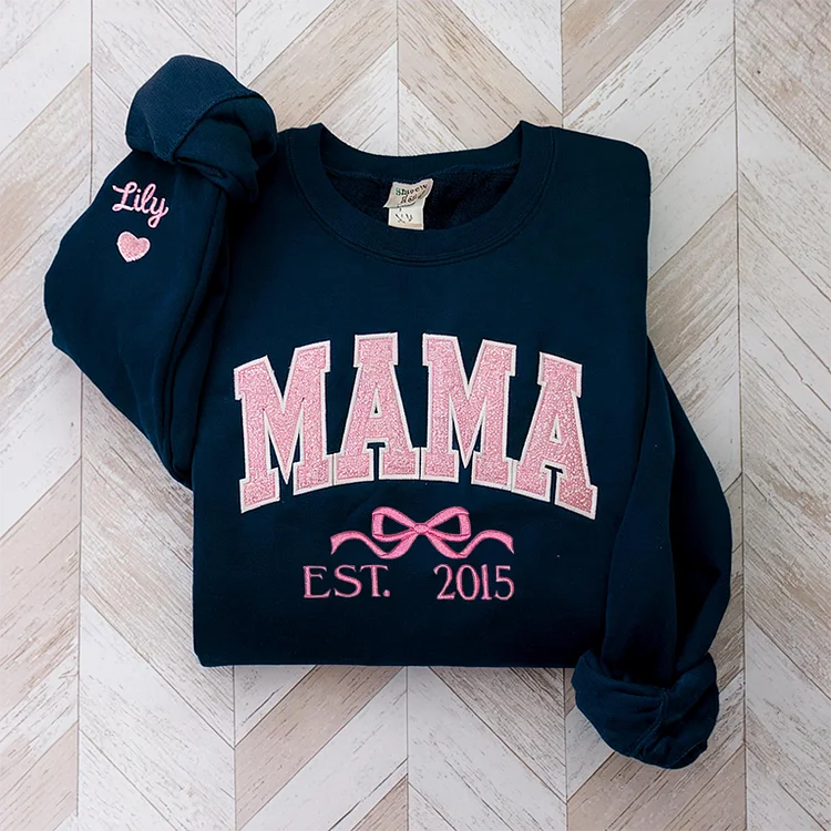 Mom glitter embroidered T-shirt&amp;sweatshirt mother day/personalized year.