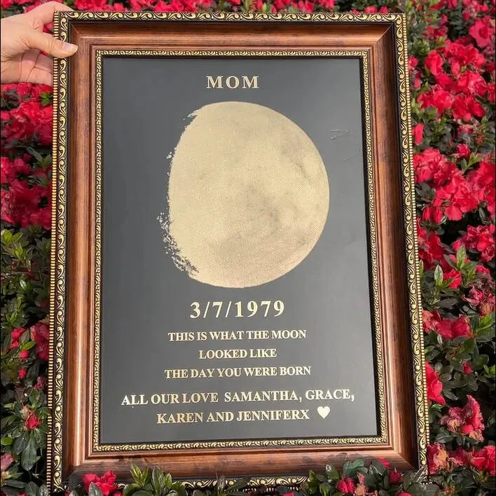 Custom Moon Phase With Custom Text - Commemorative Gift for Mom