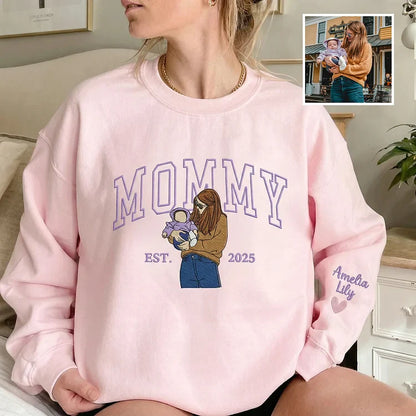 Custom Embroidered Sweatshirt with Mama and Kids Portrait | Mother&