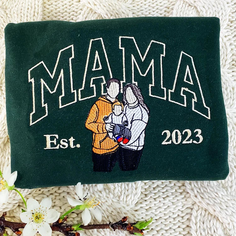 Custom Embroidered Sweatshirt with Mama and Kids Portrait | Mother&