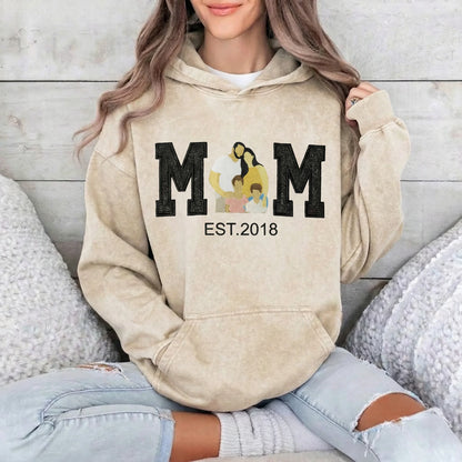 Customize Mom’s Glitter Washed Sweatshirt with Photo – Vintage Wash Clothes, Personalized Mother’s Day Gift