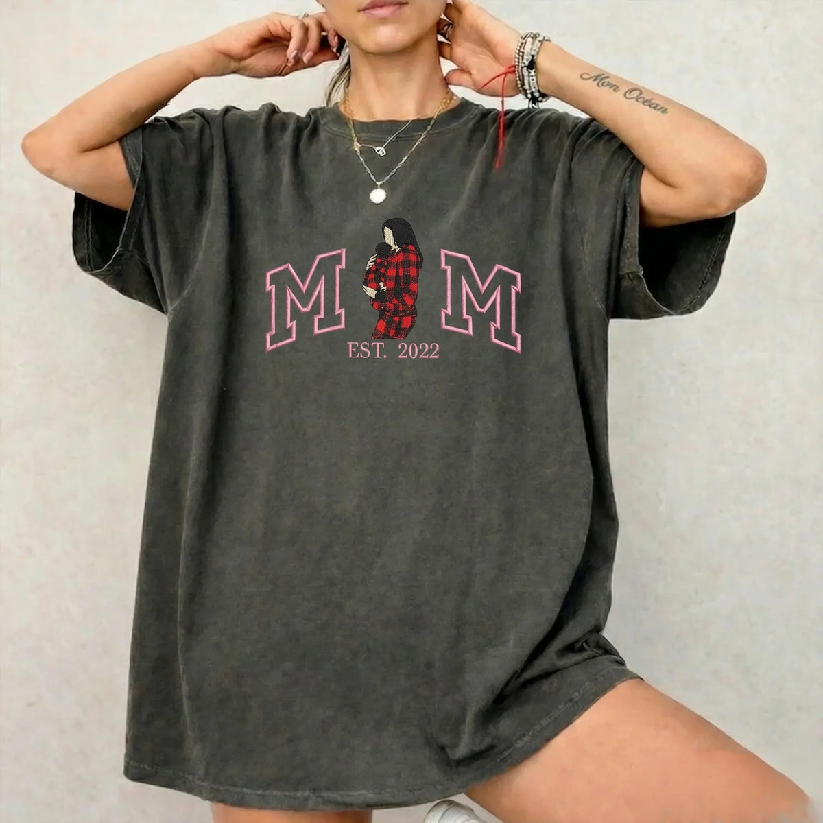 Vintage Washed Custom Embroidered Mum &amp; Kids Portrait Sweatshirt-Mother&