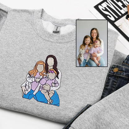 Custom Embroidered Photo Portrait T-shirt Hoodie For Mom - Unique Mother&
