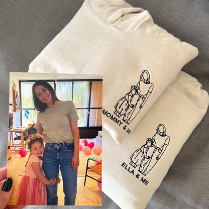 Custom Photo Outline Art Embroidered Mom Hoodie Sweatshirt/T-shirt-Gift for Mom