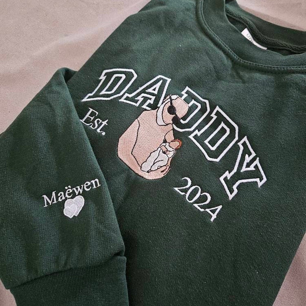 Custom Embroidered Dad Sweatshirt with Photo,Gift for Dad from Mom