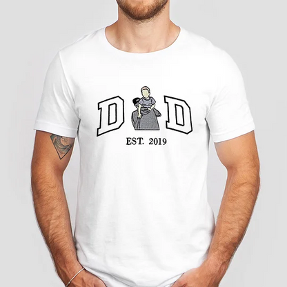 A Papa T-shirt with a photo and a sweatshirt separately embroidered with the portraits of the father and the child