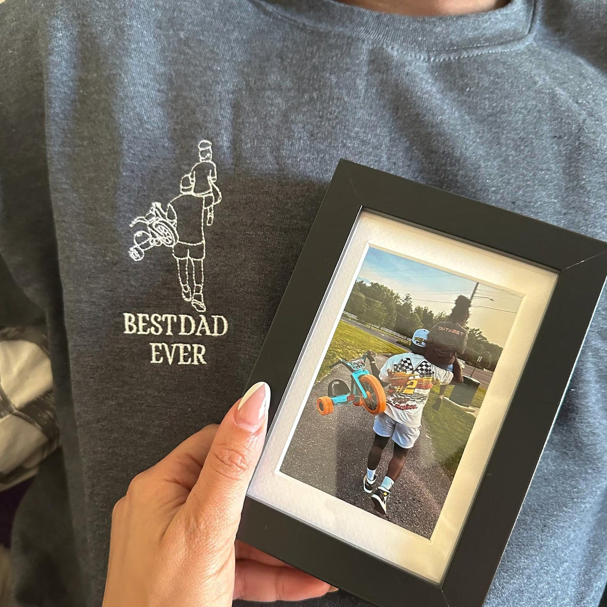 Custom Parent-Child Photo Outline Embroidered Sweatshirt - Surprise Mother&
